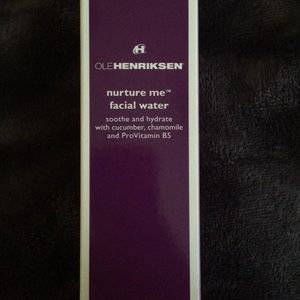 Ole Henriksen facial spray